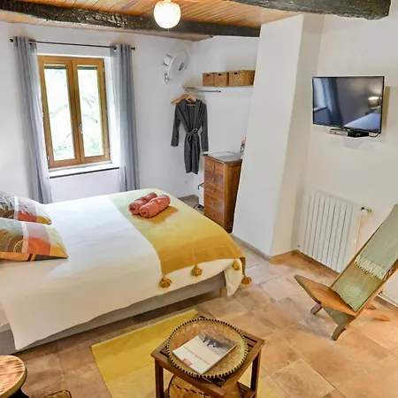 Mas De Boissiere - D'hotes Avec Piscine Et Jacuzzi Frühstückspension